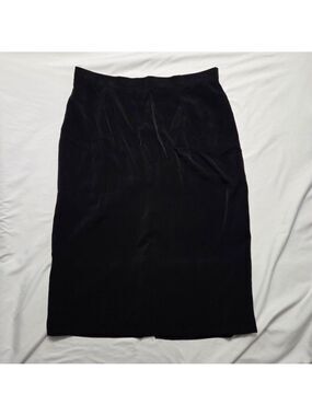 3/ $20 Black Midi Skirt Size Vintage 16 Made in Canada Vintage Workwear